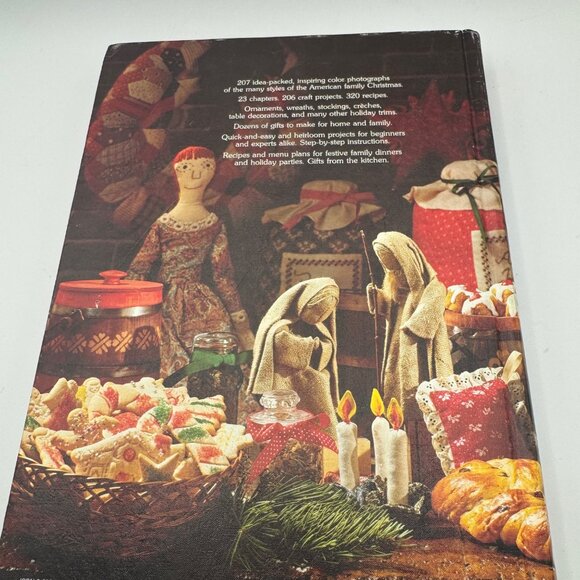 Treasury Of Christmas Crafts & Foods Hardcover Cookbook Better Homes And Gardens - Picture 3 of 8
